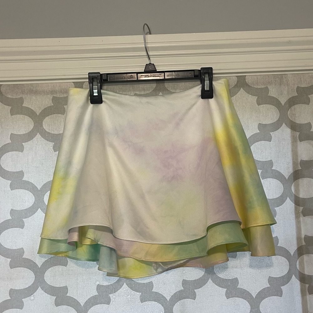 Tie dye do+be skort worn once euc